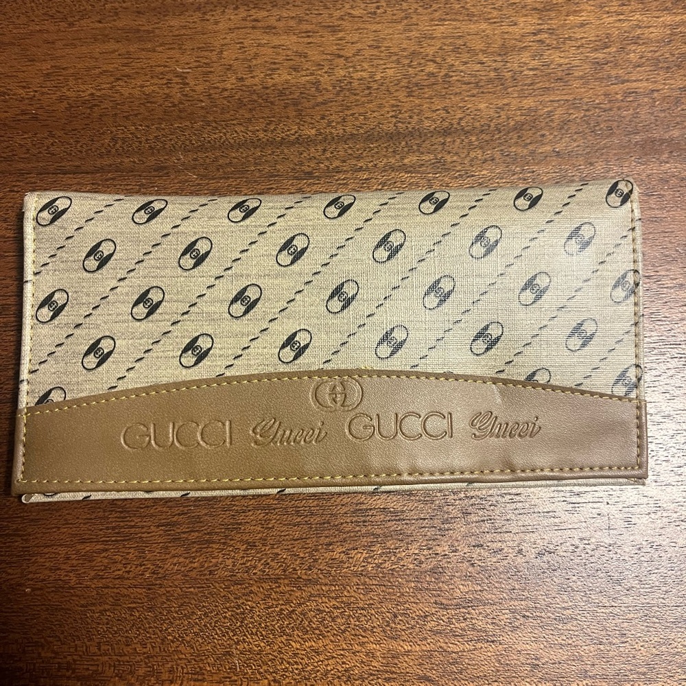 Gucci Beige and Brown Card Holder/wallet